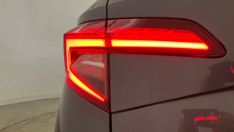 Skoda Karoq 1.5 TSI Sport Line 5dr DSG Petrol Estate